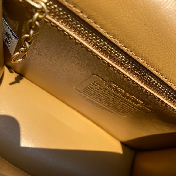 NWT Coach Willis 18 (Flax Yellow) - Picture 5 of 6